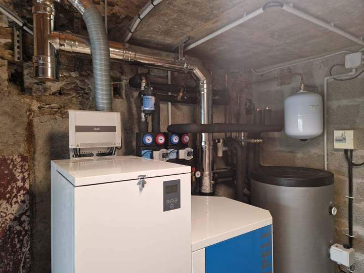 Des professionnels de l’installation de chaudières biomasses à Châteaubriant